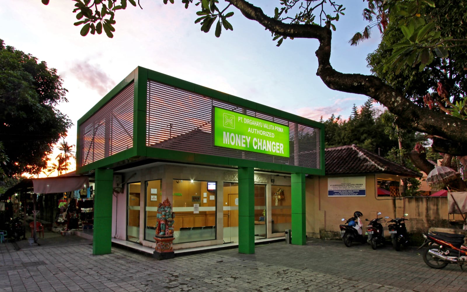 outlet-drg